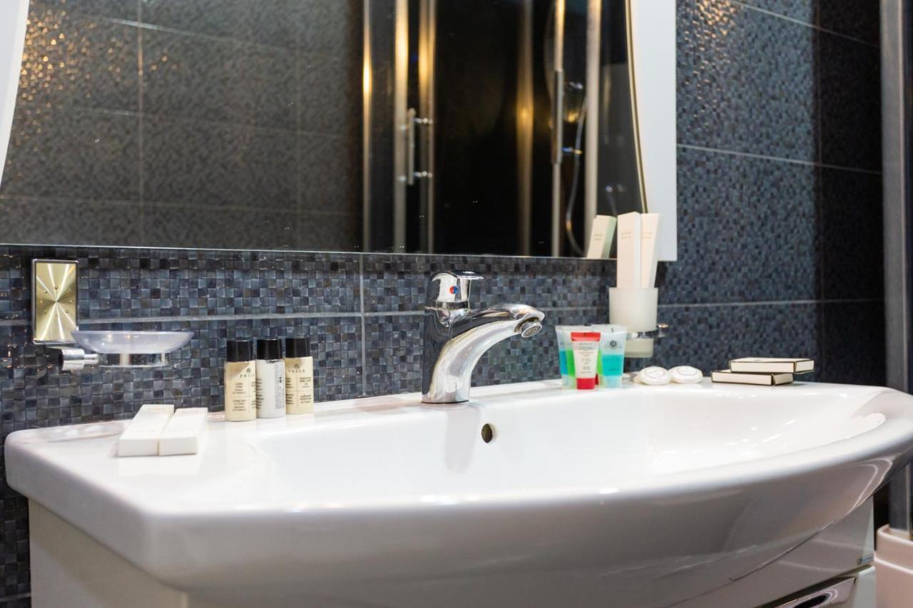 Two Bedroom Apartment In The City Center Tbiliszi Kültér fotó